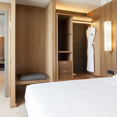Ac Diagonal L'illa By Marriott 4*