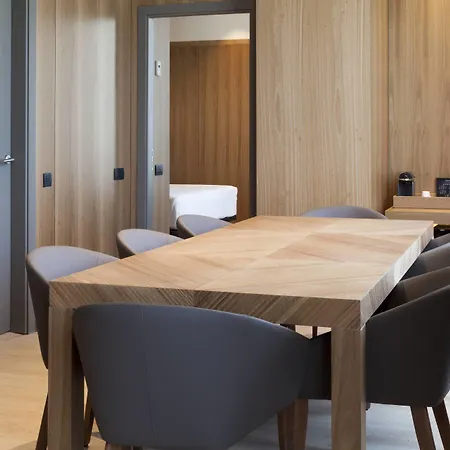 ホテル Ac Diagonal L'illa By Marriott 4*