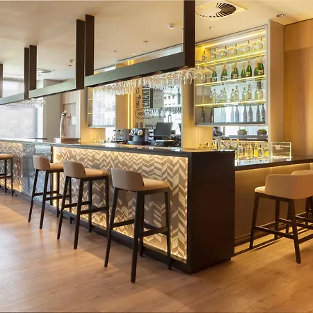 Ac Diagonal L'illa By Marriott Hotell 4*