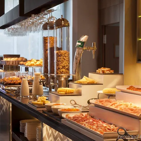 Hotell Ac Diagonal L'illa By Marriott Barcelona